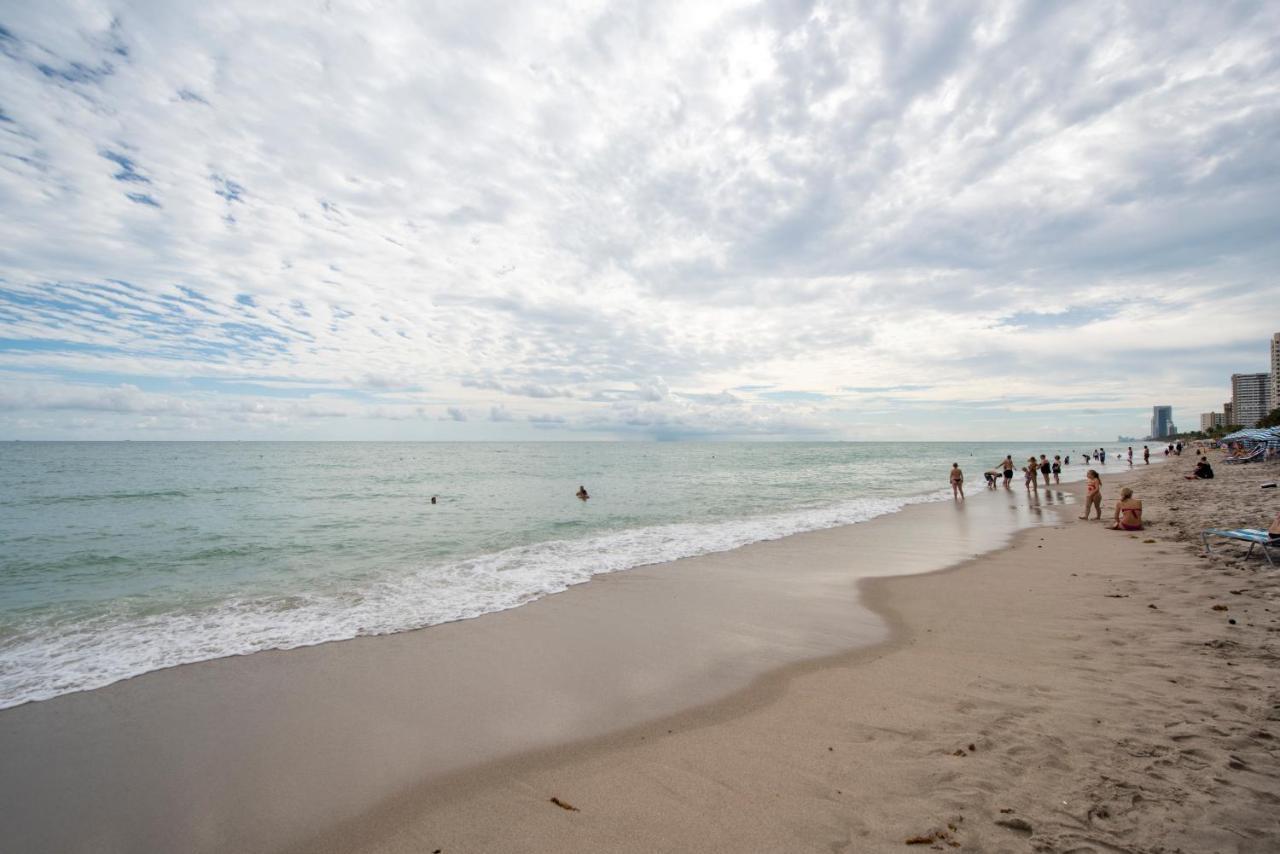 Paradise On Hollywood Beach 2 Bed 2 Bath Apartment Exterior photo
