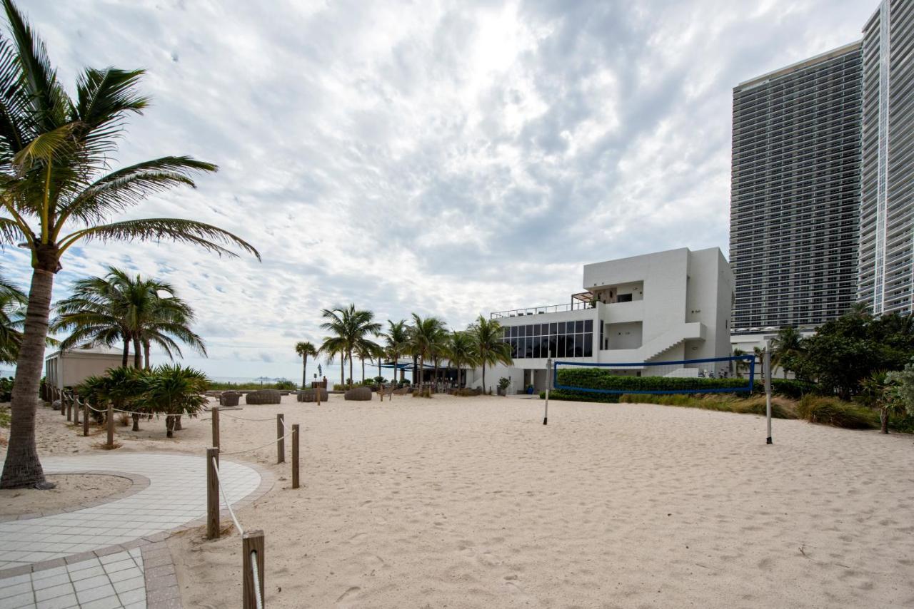 Paradise On Hollywood Beach 2 Bed 2 Bath Apartment Exterior photo