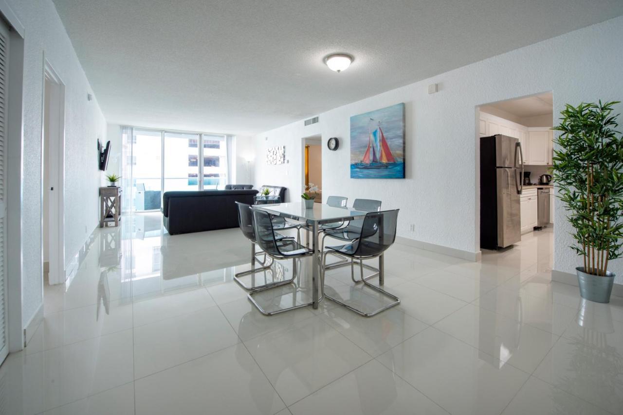 Paradise On Hollywood Beach 2 Bed 2 Bath Apartment Exterior photo