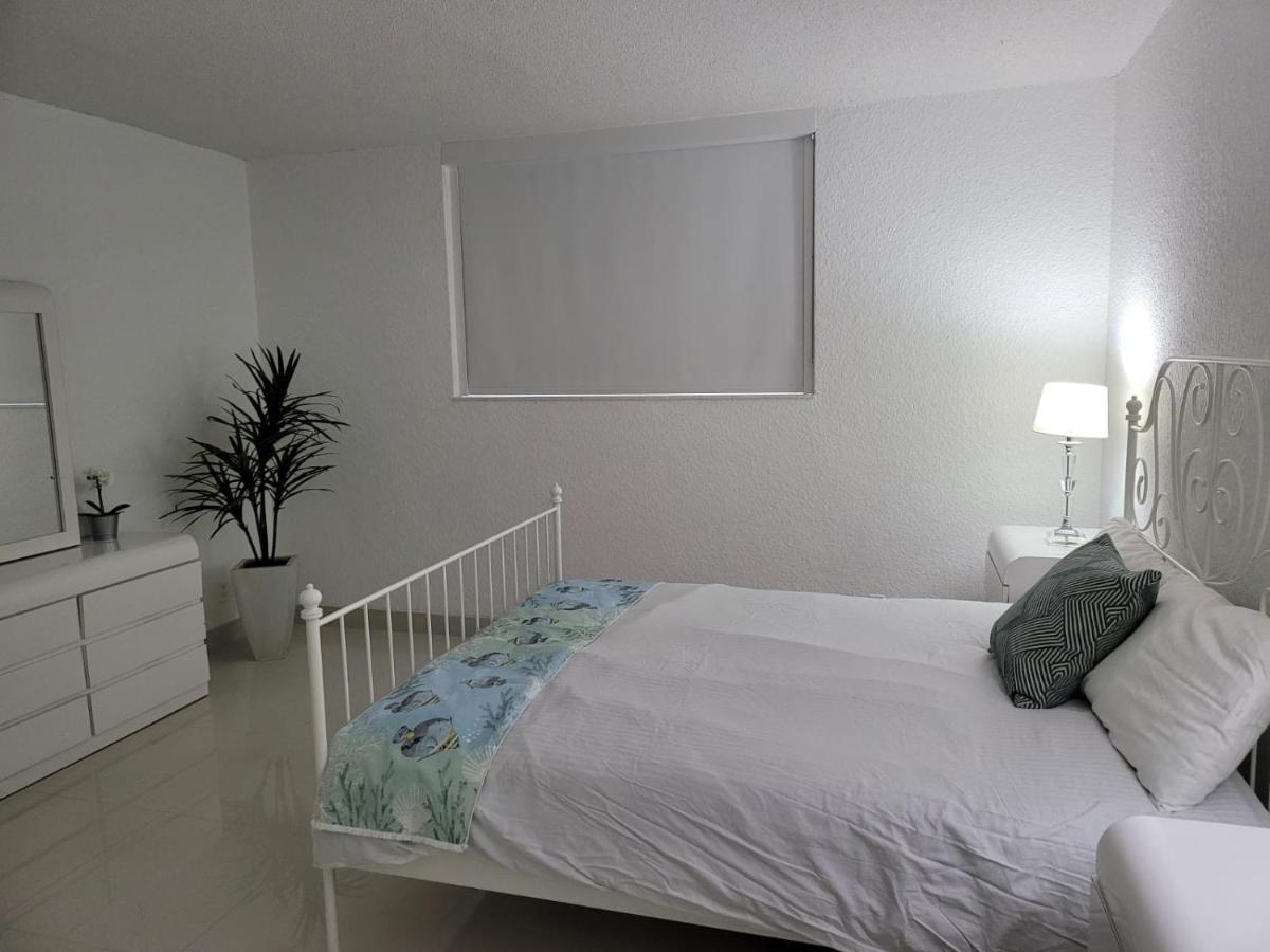 Paradise On Hollywood Beach 2 Bed 2 Bath Apartment Exterior photo