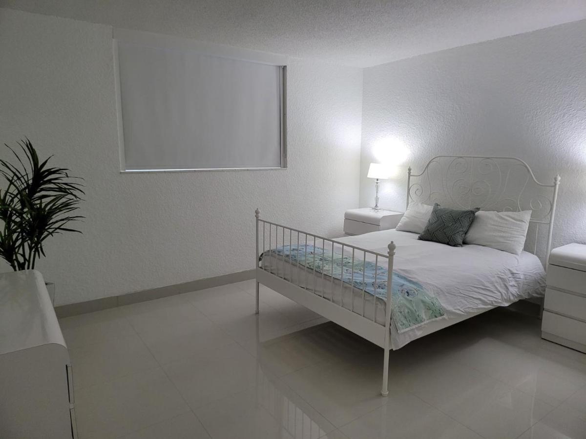 Paradise On Hollywood Beach 2 Bed 2 Bath Apartment Exterior photo