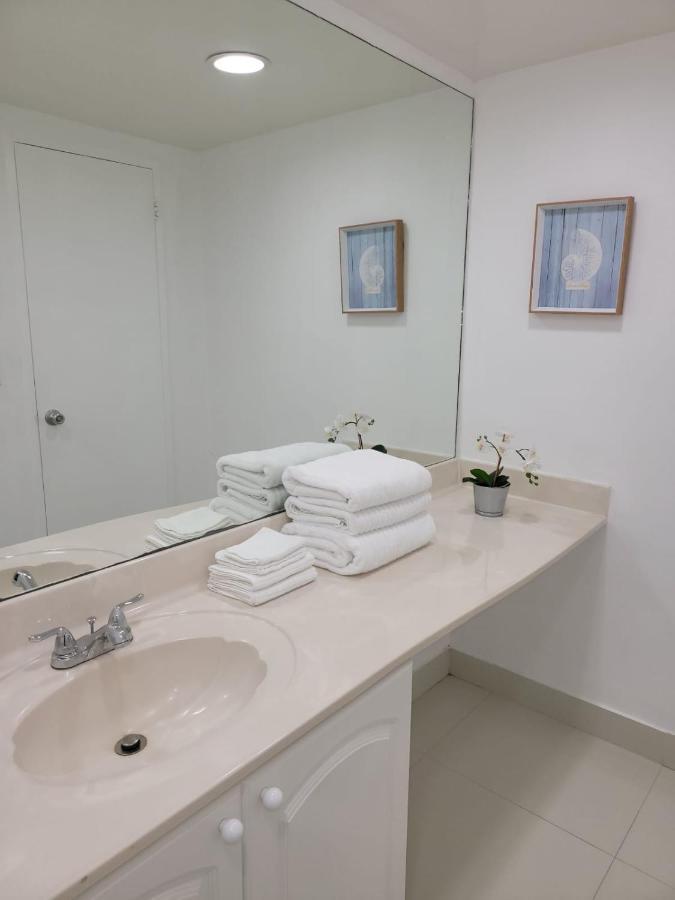 Paradise On Hollywood Beach 2 Bed 2 Bath Apartment Exterior photo